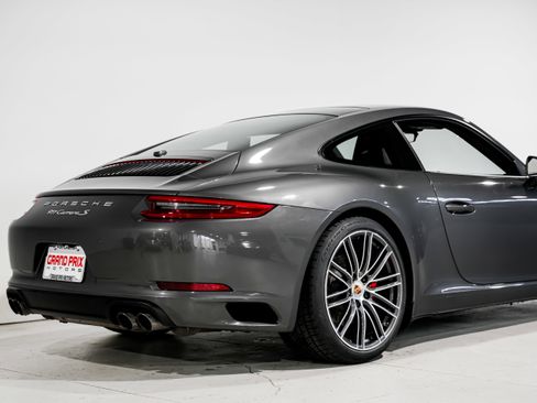 Used 2017 Porsche 911 Carrera S image 33