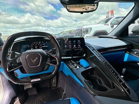 Used 2023 Chevrolet Corvette Z06 w/ Stealth Interior Trim Package RWD image 3