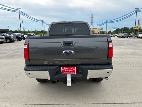 Used 2016 Ford F250 Lariat w/ Chrome Package AWD/4WD image 6