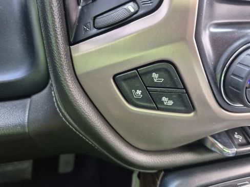 Used 2018 GMC Sierra 1500 Denali AWD/4WD image 33