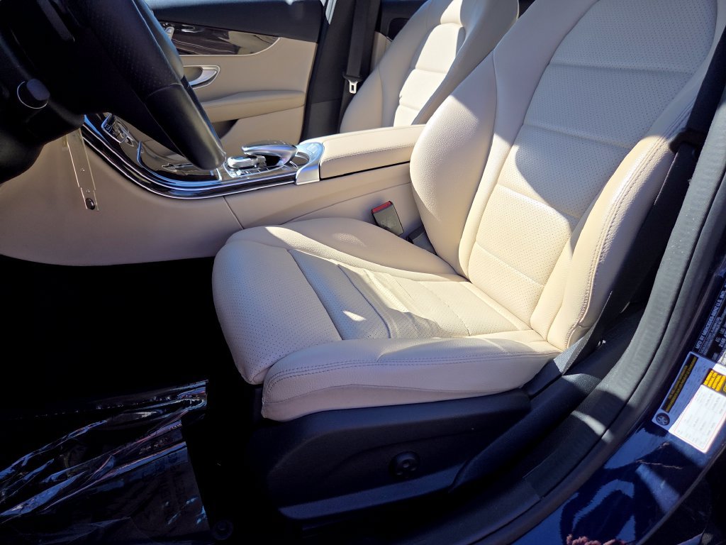 Used 2015 Mercedes-Benz C 300 4MATIC Sedan image 29