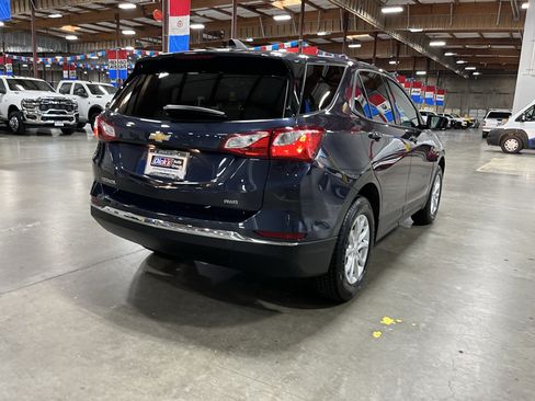 Used 2019 Chevrolet Equinox LS AWD/4WD image 5