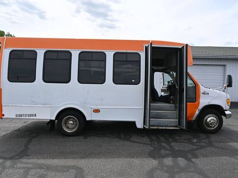 Used 2003 Ford E-450 and Econoline 450 RWD image 42