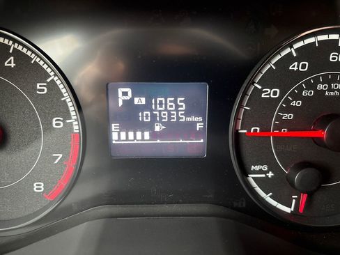 Used 2019 Subaru Impreza 2.0i Premium image 20