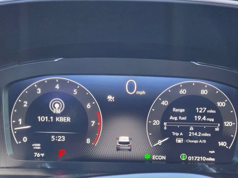 Used 2025 Honda Pilot Black Edition image 26