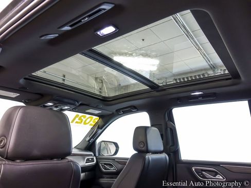Used 2021 Chevrolet Tahoe LT w/ LT Signature Package AWD/4WD image 13