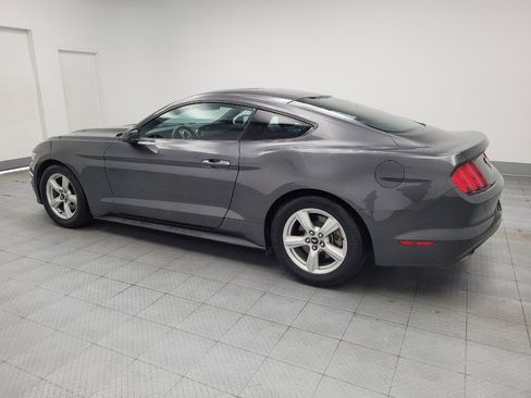 Used 2017 Ford Mustang Coupe RWD image 3