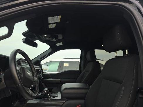 Used 2022 Ford F150 XLT w/ Equipment Group 302A High image 11