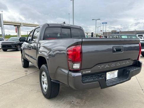 Used 2020 Toyota Tacoma SR w/ SR Convenience Package RWD image 7