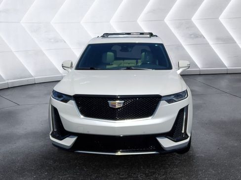 Used 2021 Cadillac XT6 Sport w/ LPO, Floor Liner Package AWD/4WD image 2