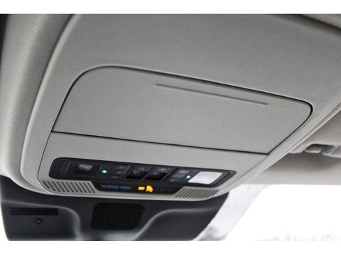 Used 2025 Ford Expedition Active RWD image 22