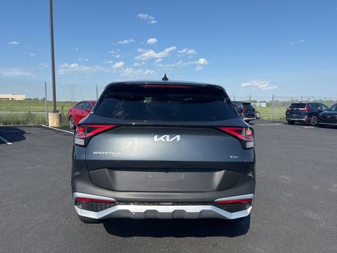 Used 2025 Kia Sportage LX AWD/4WD image 4