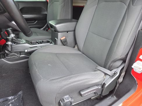 Used 2020 Jeep Wrangler Sport AWD/4WD image 28