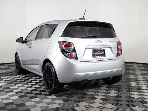 Used 2015 Chevrolet Sonic LTZ image 5