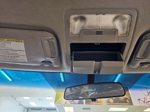 Used 2012 Toyota Camry LE image 27