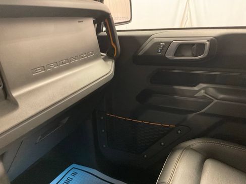 Used 2024 Ford Bronco Badlands AWD/4WD image 29