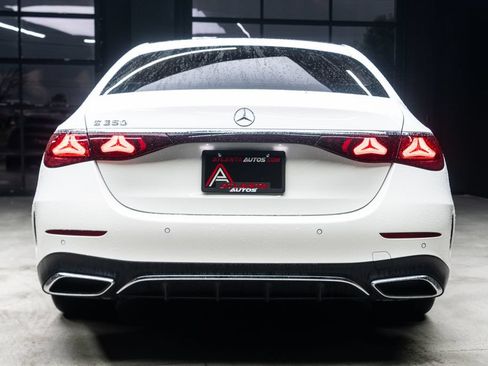 Used 2025 Mercedes-Benz E 350 Sedan image 10