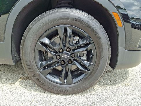 Used 2022 Chevrolet Blazer LT w/ Sound & Technology Package AWD/4WD image 27