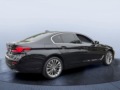 Used 2023 BMW 540i w/ Executive Package RWD image 5