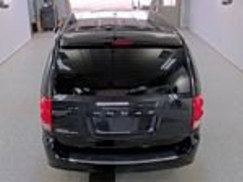 Used 2020 Dodge Grand Caravan SE image 19