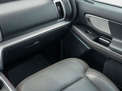 Certified 2025 Ford Expedition Active AWD/4WD image 27