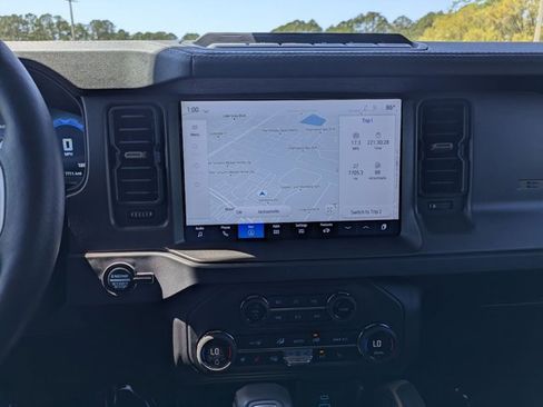 Certified 2025 Ford Bronco Badlands image 12