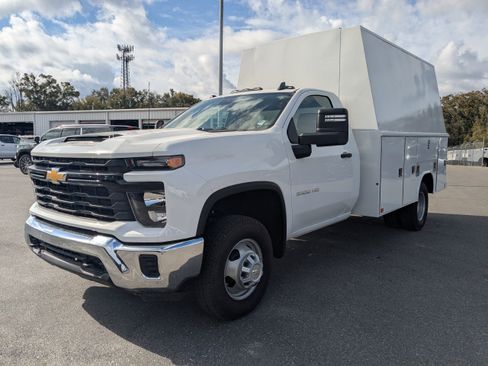 Used 2025 Chevrolet Silverado 3500 W/T w/ WT Convenience Package RWD image 8