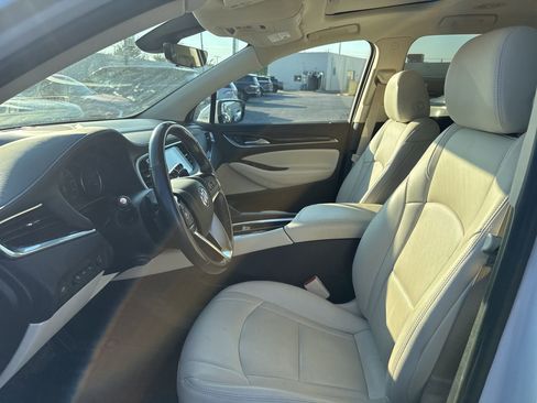 Used 2022 Buick Enclave Premium w/ Experience Buick Package image 9