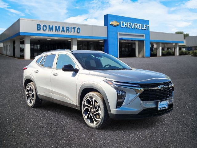 New 2026 Chevrolet Trax RS w/ Sunroof Package FWD image 7