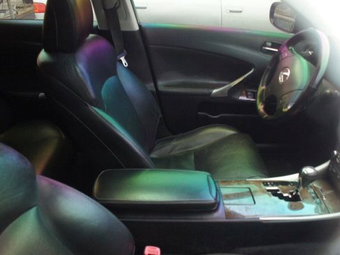 Used 2009 Lexus IS 250 AWD image 4