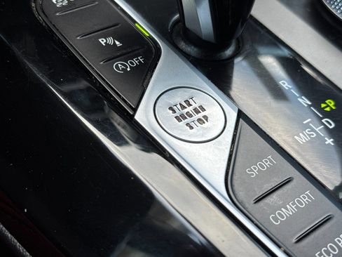 Used 2023 BMW X3 sDrive30i w/ M Sport Package image 21