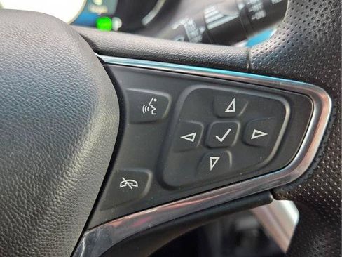Used 2020 Chevrolet Bolt LT FWD image 31