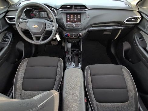 Used 2021 Chevrolet TrailBlazer LS image 5
