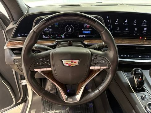 Used 2021 Cadillac Escalade Sport Platinum w/ Heavy-Duty Trailer Package AWD/4WD image 13