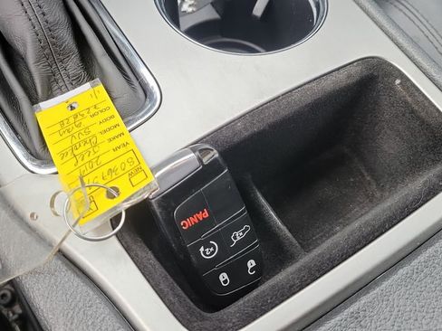 Used 2019 Jeep Grand Cherokee Altitude image 28