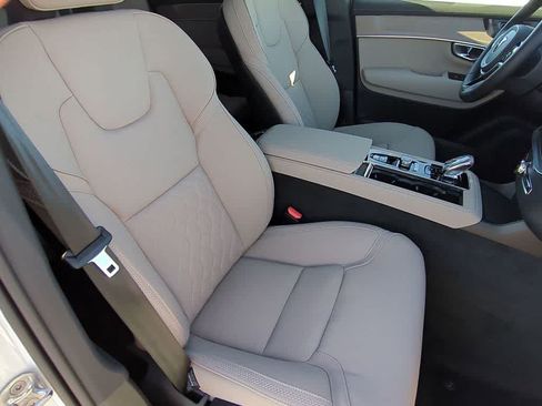 Used 2026 Volvo XC90 B6 Plus w/ Protection Package Premier AWD/4WD image 21