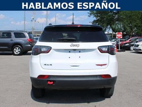 Used 2025 Jeep Compass Trailhawk w/ Trailhawk Elite Group AWD/4WD image 4