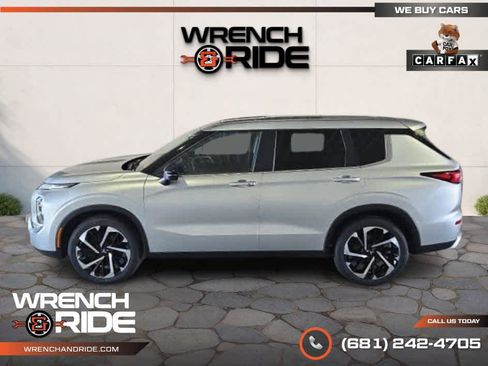 Used 2022 Mitsubishi Outlander SE image 11