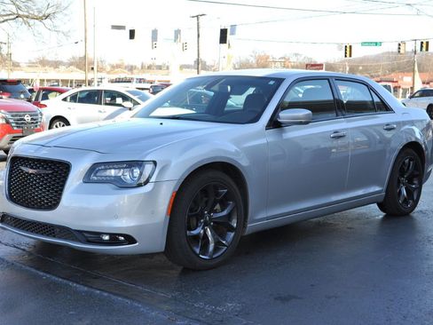 Used 2023 Chrysler 300 S w/ Comfort Group image 1