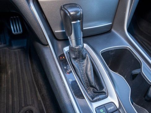 Used 2022 Honda Accord Sport image 10