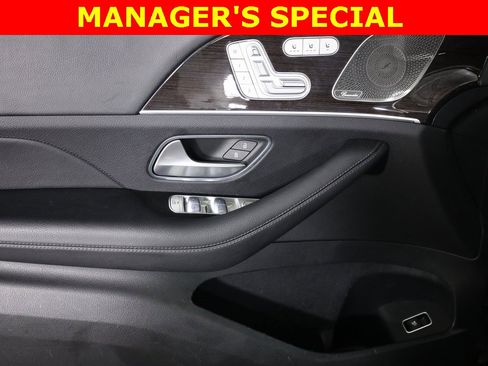 Used 2024 Mercedes-Benz GLE 350 4MATIC w/ AMG Line Exterior image 9