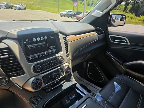 Used 2020 GMC Yukon Denali image 43