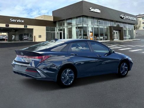 New 2026 Hyundai Elantra Sport FWD image 8