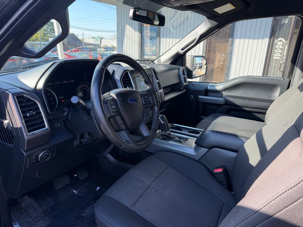 Used 2016 Ford F150 XLT w/ Equipment Group 302A Luxury AWD/4WD image 16