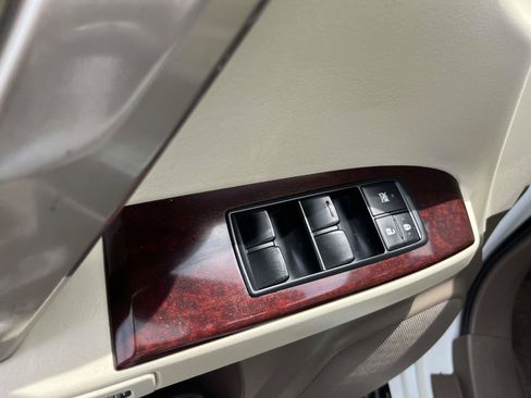 Used 2014 Lexus GX 460 w/ Premium Package AWD/4WD image 14