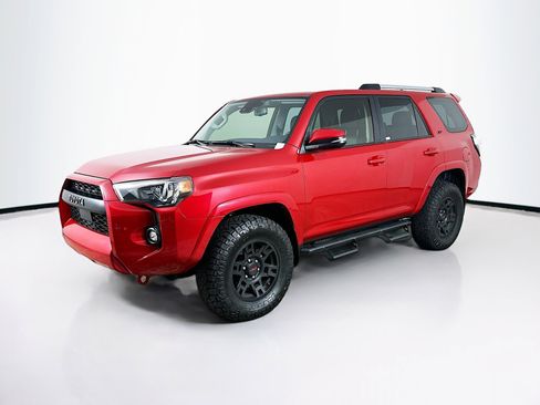 Used 2024 Toyota 4Runner SR5 Premium w/ Moonroof Package image 3