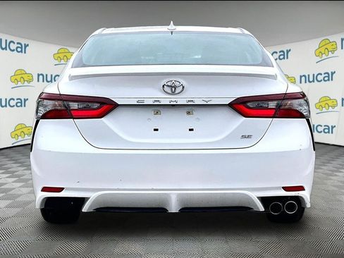Used 2023 Toyota Camry SE FWD image 5