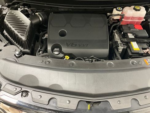 Used 2023 Buick Enclave Essence w/ Experience Buick Package image 9