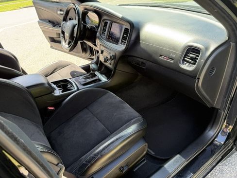 Used 2023 Dodge Charger Scat Pack RWD image 15