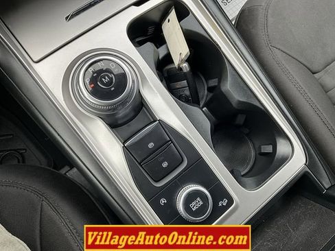 Used 2020 Ford Explorer XLT w/ Comfort Package image 24